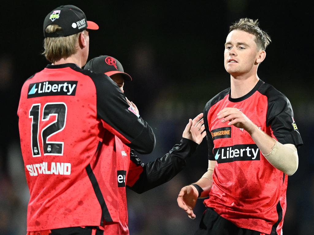 Will Sutherland (left) entrusted Callum Stow with the penultimate over. Picture: Steve Bell/Getty Images