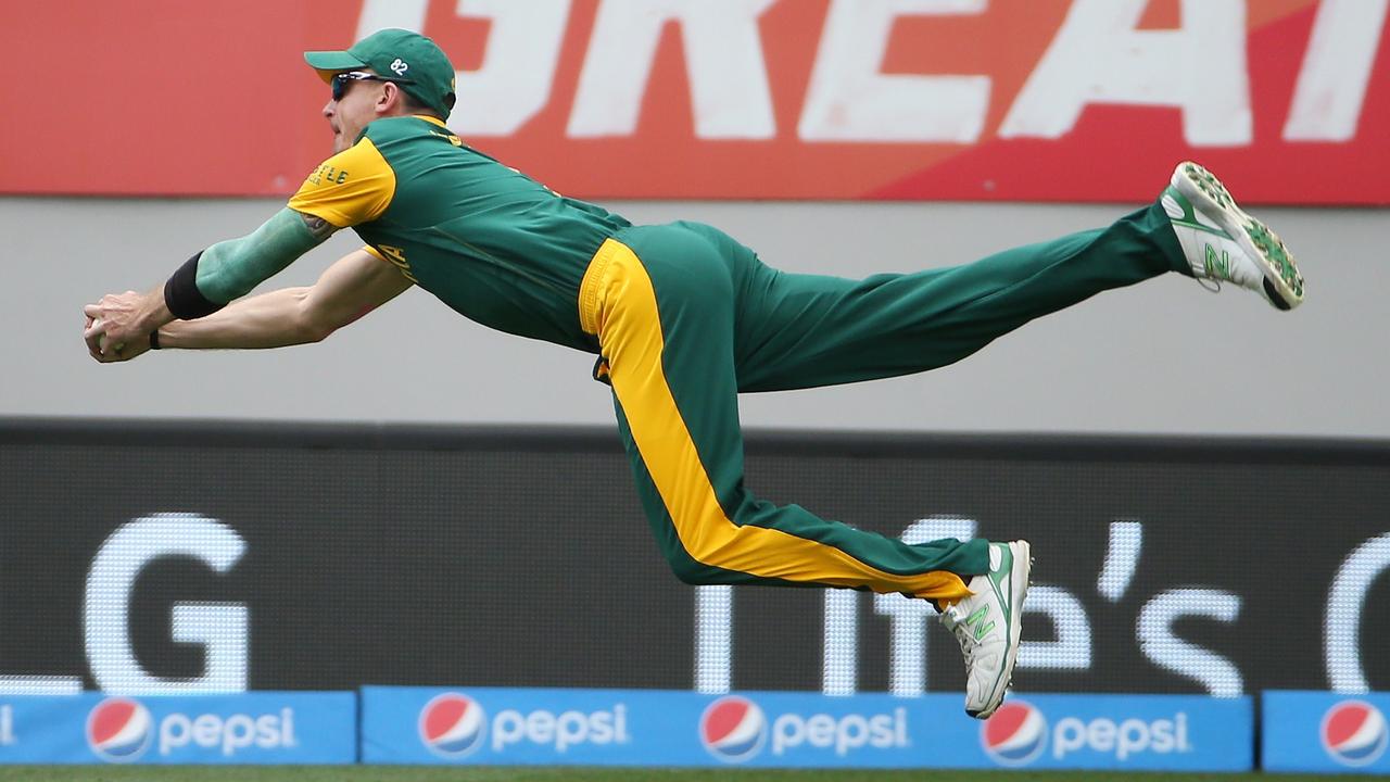 Dale Steyn takes brilliant catch at Cricket World Cup, Sean Williams ...