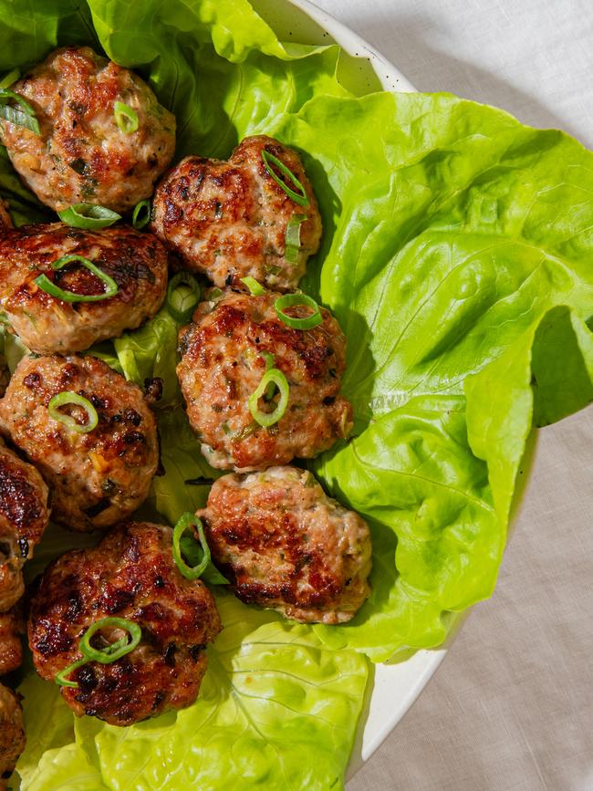 <span id="U732126324049cCH">These pork patties are excellent in a vermicelli salad. Photos: Nikki To / TWAM<p/></span>