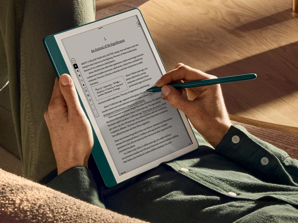 You can make notes in the book you’re reading on the new Kindle Scribe. Picture: Supplied