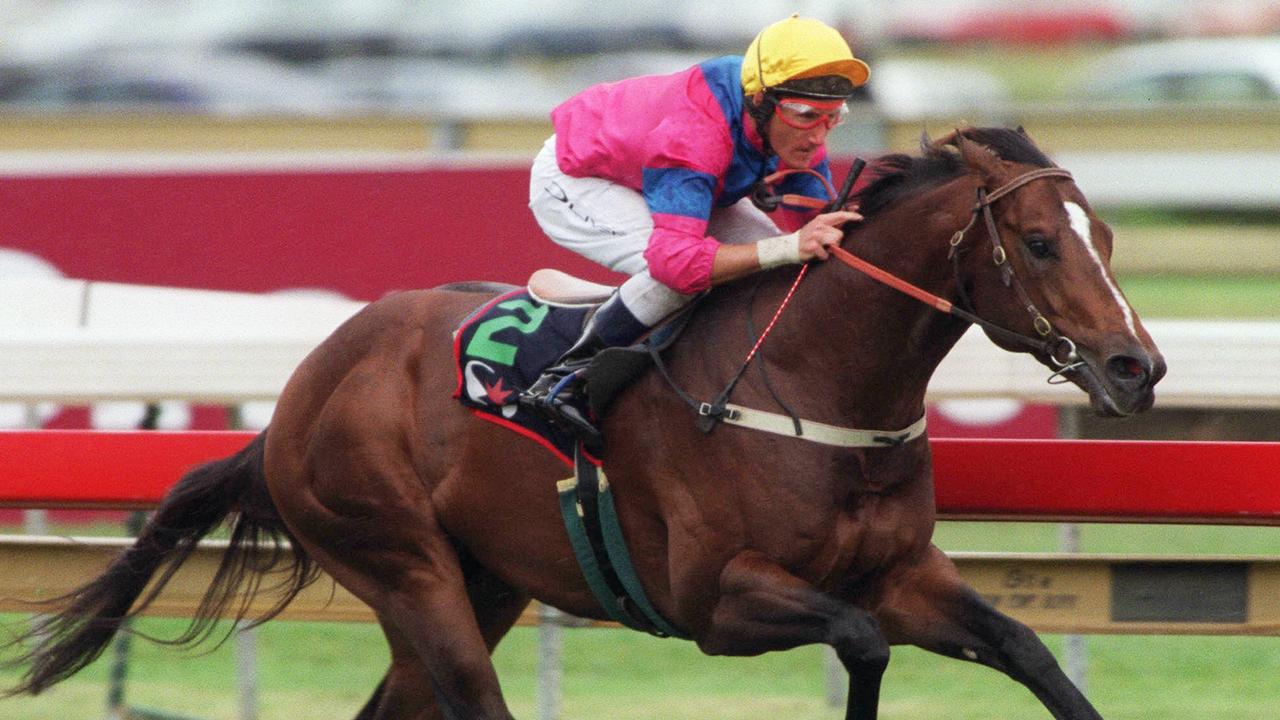 Horseracing - racehorse Falvelon ridden by jockey Damien Oliver winning Race 4 at Caulfield 14 Oct 2000.  a/ct