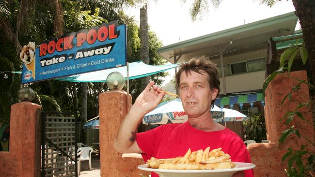 Steve Taylor at the Currumbin Rock Pools Cafe in 2004.