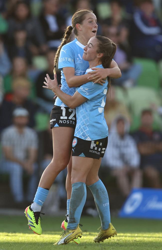 NEWCASTLE, AUSTRALIA - APRIL 21: Shelby McMahon of Melbourne City celebrates with teammates after scoring a goal during the A-League Women Semi Final match between Newcastle Jets and Melbourne City at Maitland Regional Sports Ground on April 21, 2024 in Newcastle, Australia. (Photo by Jason McCawley/Getty Images)