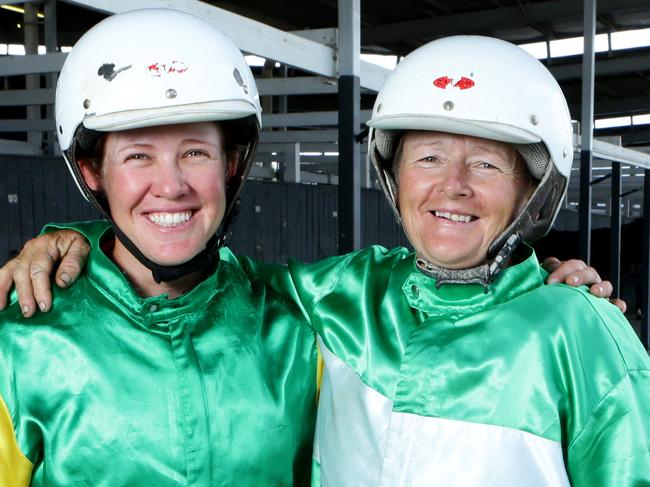 Trots driver's Stacey and Lola Weidemann. Pic Darren England.