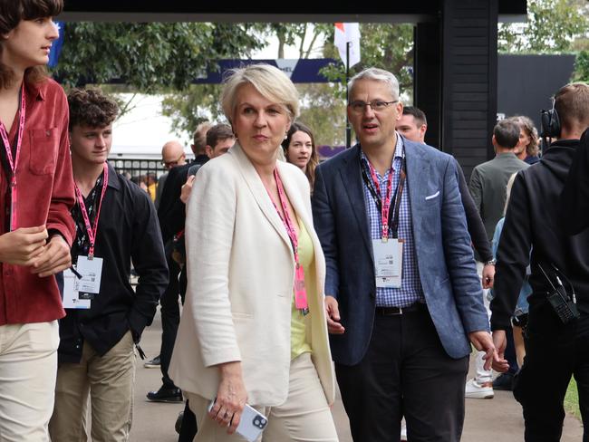 Tanya Plibersek and Danny Pearson.