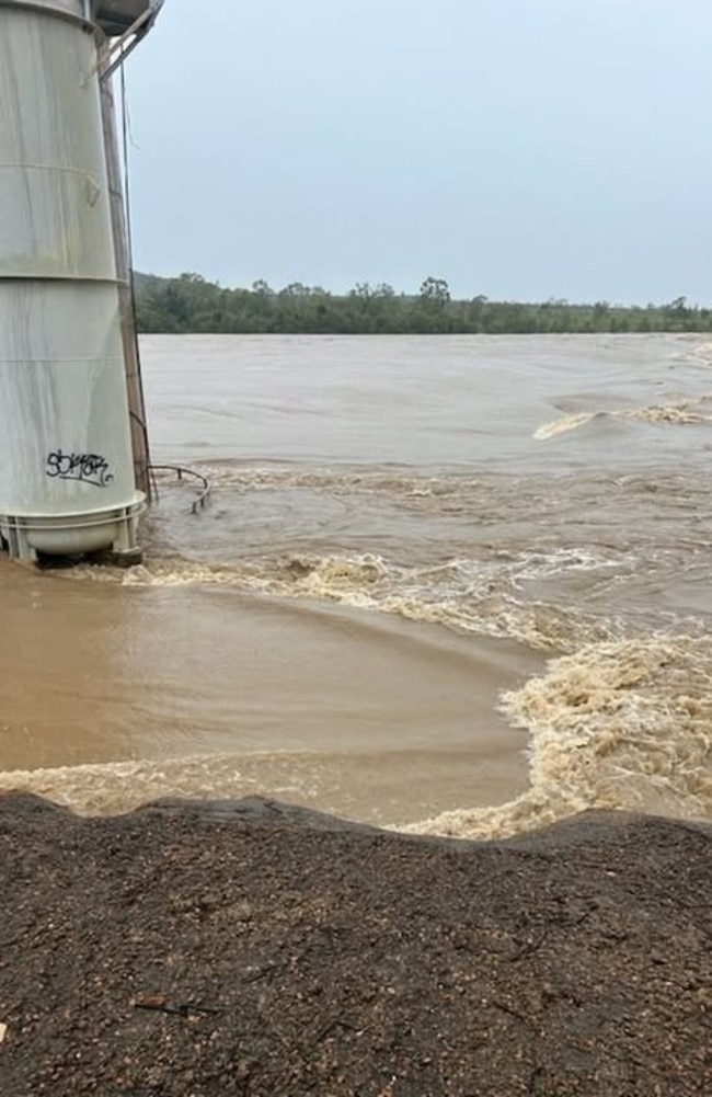 The weir on February 2, 2025. The day before the intake valve was critically damaged.