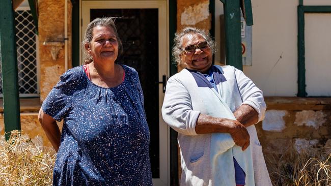 Indigenous women cast their vote in Yalgoo. Picture: Getty Images