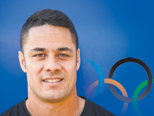 Image ©Licensed to i-Images Picture Agency. 16/05/2016. London, United Kingdom. Jarryd Hayne outside Stamford Bridge. Jarryd Hayne, Jarryd Hayne, Fiji, Rugby 7s, London, Stamford Bridge, Jarryd Hayne talks to the media outside Stamford Bridge Football ground ahead of his decision to play for the Fiji Rugby 7s in the forthcoming Rio Olympics.Picture by Anthony Upton / i-Images