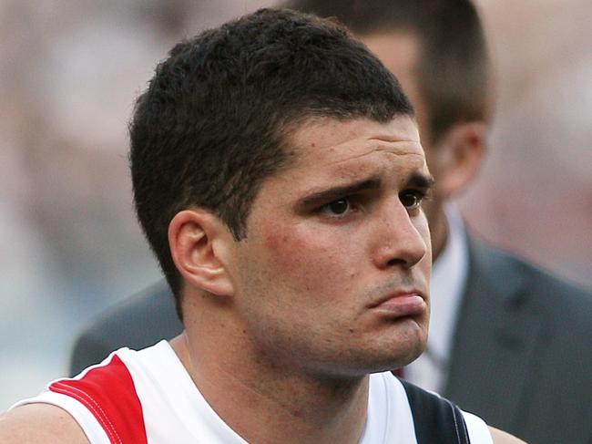 2010 Grand Final REPLAY. St Kilda v Collingwood. MCG. Leigh Montagna and Steven Baker
