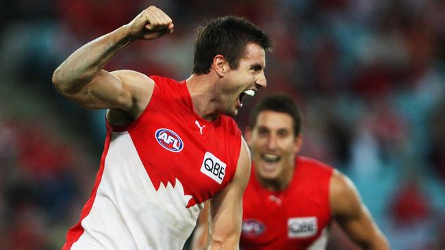 Darren Jolly used to play for the Swans in the AFL.