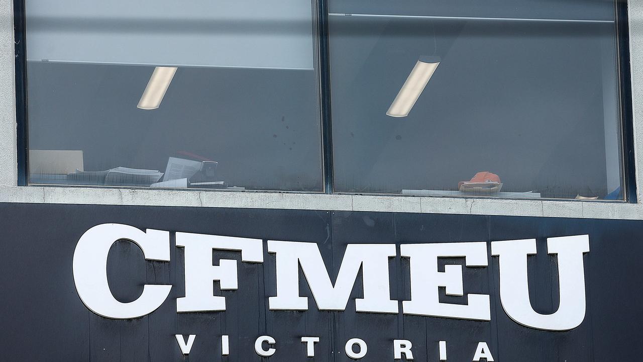 Hundreds of tradies are set to put down their tools in solidarity with the CFMEU on Tuesday. Picture: NCA NewsWire / Ian Currie