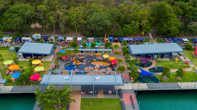 East Shores on Flinders Parade, Gladstone offers something for the whole family to enjoy and plenty to keep the kids occupied this holidays.