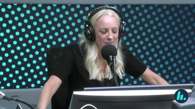 Carrie Bickmore breaks down on-air (Carrie & Tommy)