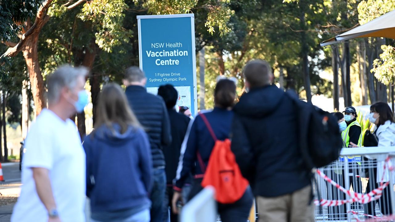 NSW leads the nation on first dose vaccinations. Picture: NCA NewsWire / Jeremy Piper