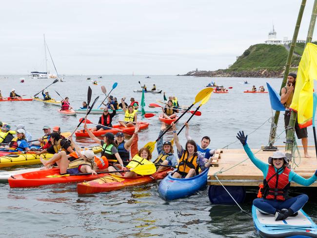 WEEKEND TELEGRAPHS. CHECK WITH JEFF DARMANIN BEFORE USE. The Rising Tide Peoples Blockade of the port of Newcastle, which organisers claim is the largest civil disobedience action for climate in AustraliaÃs history. 25/11/2023. Picture by Max Mason-Hubers