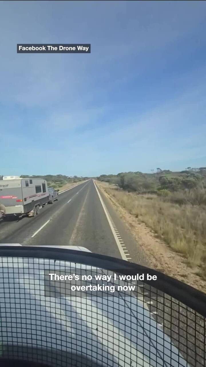 Truckie applauds caravan drivers for simple act