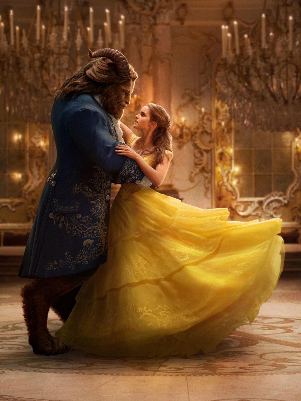 Watch Emma Watson Sing In The New Beauty And The Beast