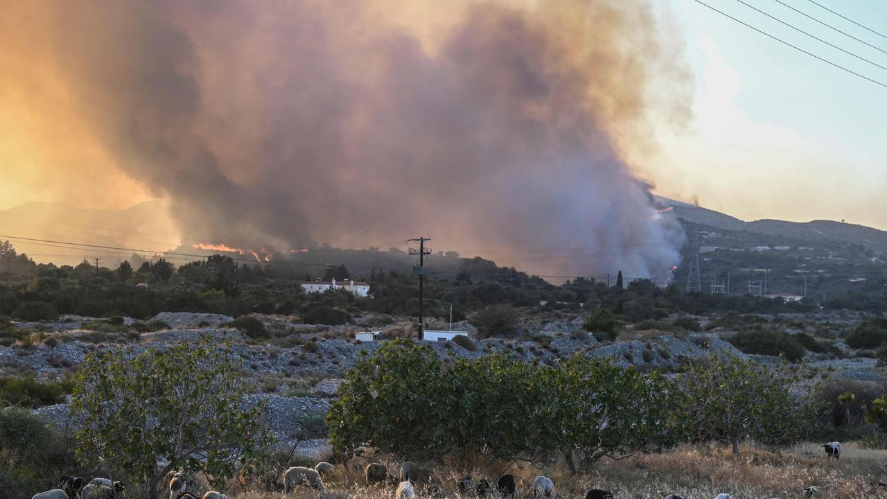 Greece wildfires: Aerial water bombing aircraft crashes in Evia, two ...