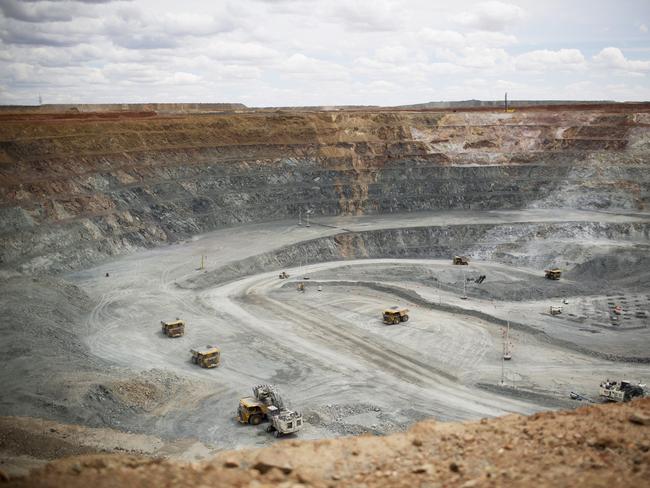 Mongolia’s prime minister is pushing for an increase in foreign investment to help stabilize the economy, including a deal to expand the $6 billion Oyu Tolgoi mine in the Gobi Desert. PHOTO: BLOOMBERG