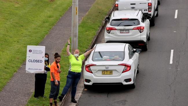 Frustration: the scene at a Sydney testing clinic. Picture: Damian Shaw