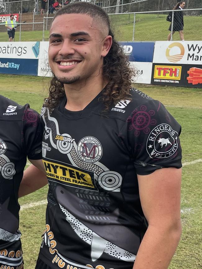 Tupou Francis.