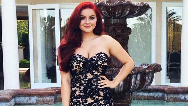 Modern Family star Ariel Winter stuns in body-hugging prom dress |   — Australia's leading news site