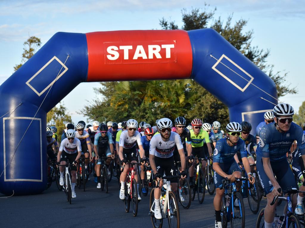 Division 1 at the starting line of the 2021 Grafton to Inverell Classic.