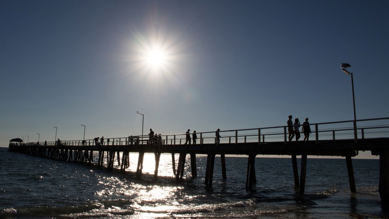 Australia set for scorching  heat into the New Year