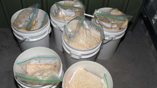 The AFP has dismantled an Australian criminal network allegedly importing and manufacturing hundreds of kilograms of cocaine under the direction of a Colombian organised crime syndicate.