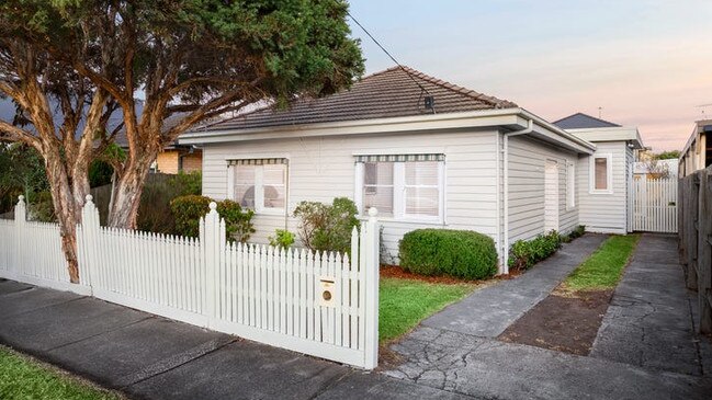 38 Higinbotham St, Coburg, sold for $1.256m.