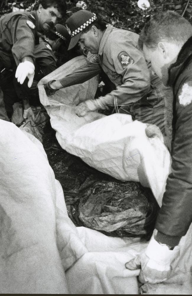 1995: Police recovering evidence at the scene when Melissa Jane Ryan’s body was found.