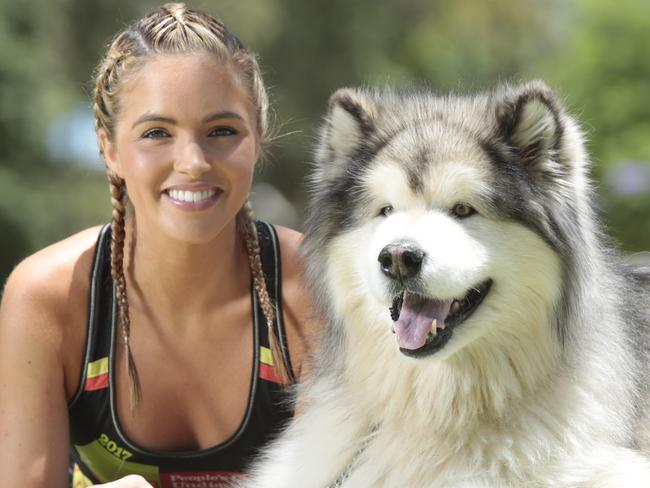 11.1.2017.Undies Run with Olivia Rogers and her dog 'Mooshie', who has 106,000 Instagram followers . pic tait schmaal.