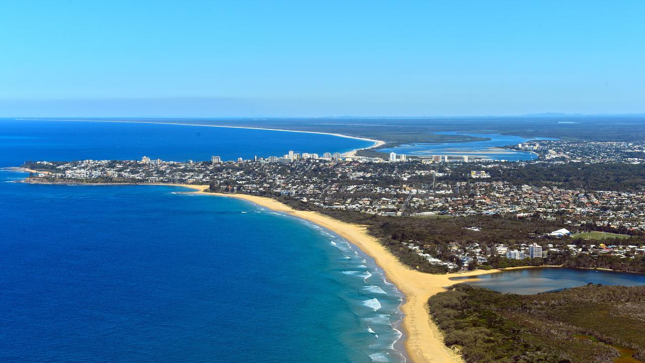 Currimundi lake: One hospitalised after near drowning | The Courier Mail