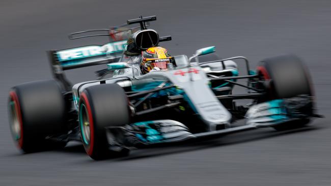 Lewis Hamilton won his 71st career pole position at the Japanese Grand Prix.