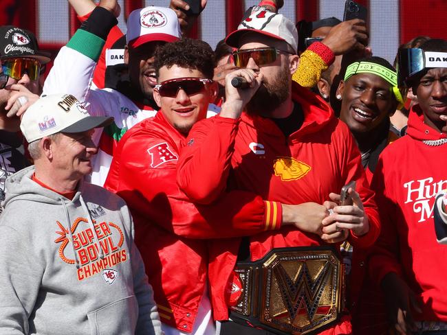 Patrick Mahomes and Travis Kelce address the crowd. Picture: Jamie Squire/Getty Images