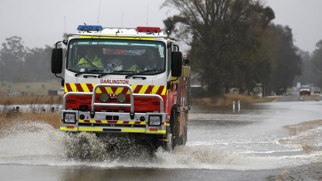 Darlington RFS crews helping to evacuate residents from Broke. Picture: Jonathan Ng