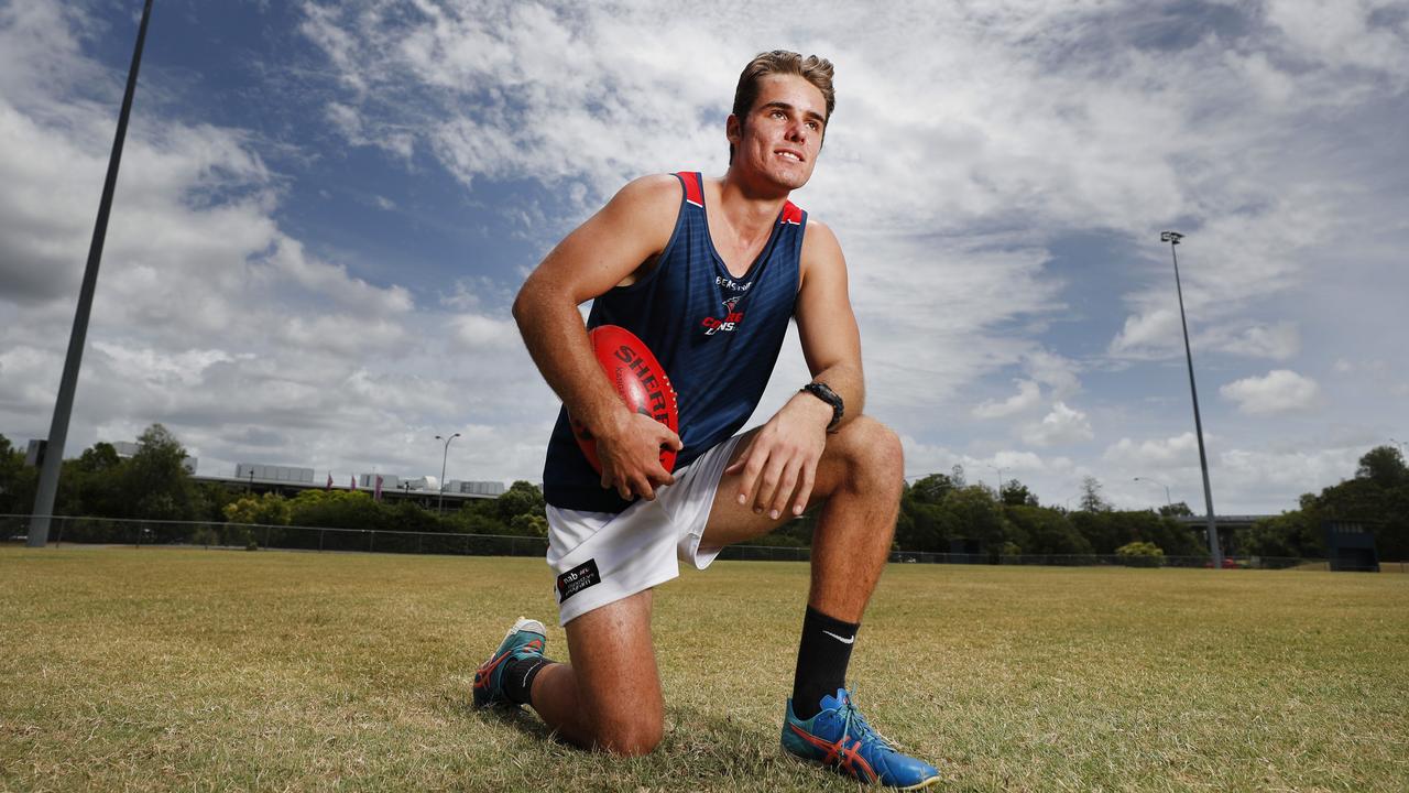 Former Gold Coast Suns academy player Brodie Foster signs with VFL