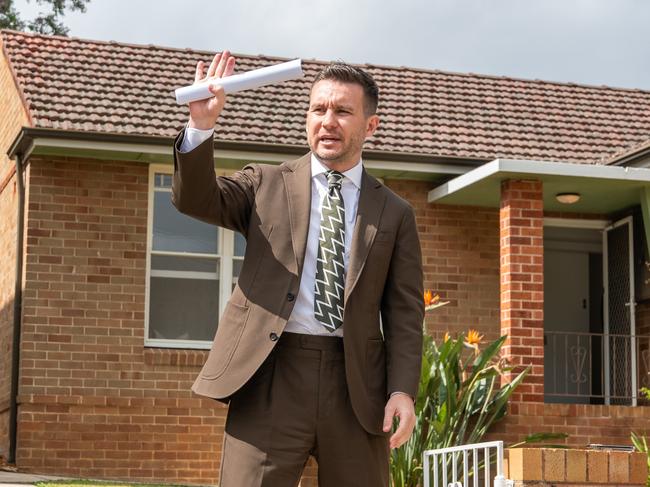 The Daily Telegraph Saturday 28 September 2024Hot Auction - RydeAuctioneer Thomas McGlynn conducts an auction at 17 Pooley St Ryde. Picture Thomas Lisson