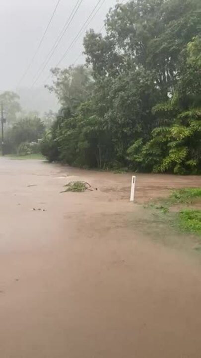 Major flooding on Magnetic Island, off Townsville