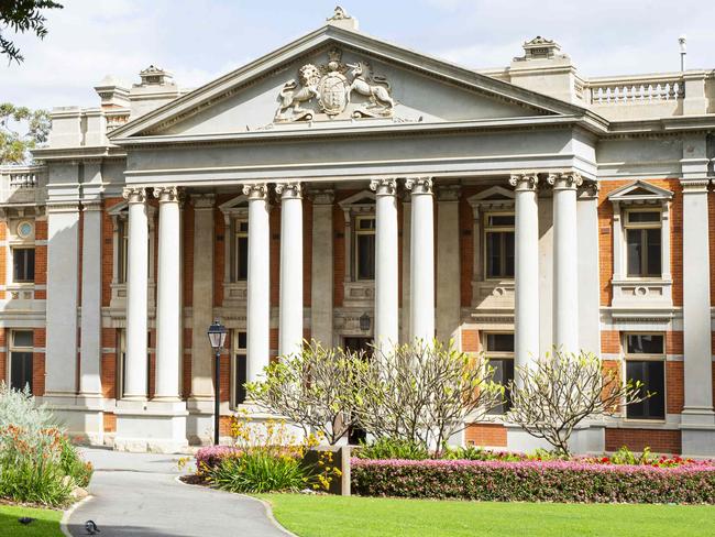 Pictures of the Supreme Court in Perth.Photo Ross Swanborough. 080920