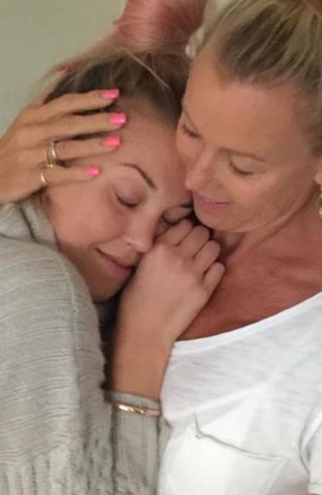 Lisa Curry and daughter Jaimi. Picture: Instagram