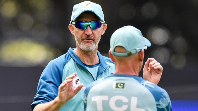 Jason Gillespie with Pakistan. Photo by Mark Brake/Getty Images.