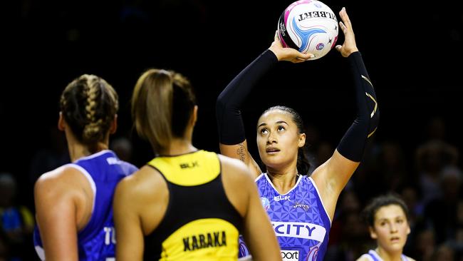 Maria Tutaia shoots in the match against Central Pulse.