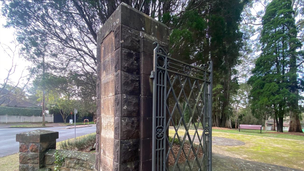 ‘Low act’: Mayor, residents lash thieves over theft of 3m tall WW1 ...