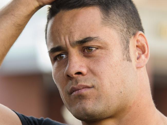 Image ©Licensed to i-Images Picture Agency. 16/05/2016. London, United Kingdom. Jarryd Hayne outside Stamford Bridge. Jarryd Hayne, Jarryd Hayne, Fiji, Rugby 7s, London, Stamford Bridge, Jarryd Hayne talks to the media outside Stamford Bridge Football ground ahead of his decision to play for the Fiji Rugby 7s in the forthcoming Rio Olympics.Picture by Anthony Upton / i-Images