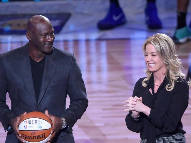 LOS ANGELES, CA - FEBRUARY 18: Michael Jordan and Jeanie Buss speak during the NBA All-Star Game 2018 at Staples Center on February 18, 2018 in Los Angeles, California. (Photo by Jayne Kamin-Oncea/Getty Images)