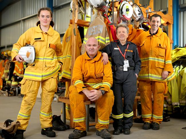 How COVID is changing bushfire tactics