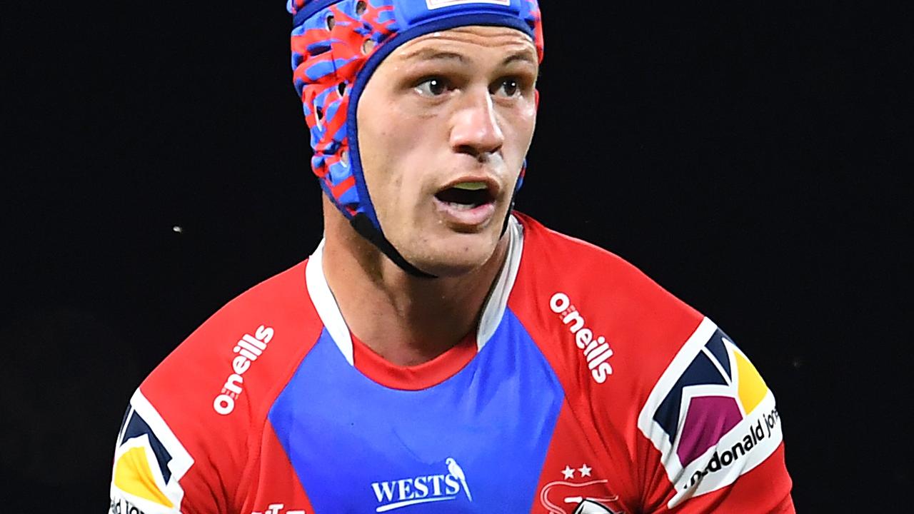 SUNSHINE COAST, AUSTRALIA - AUGUST 26: Kalyn Ponga of the Knights in action during the round 24 NRL match between the Newcastle Knights and the Gold Coast Titans at Sunshine Coast Stadium, on August 26, 2021, in Sunshine Coast, Australia. (Photo by Albert Perez/Getty Images)