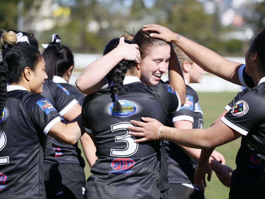 Wentworthville celebrates a try. Picture: Warren Gannon Photography