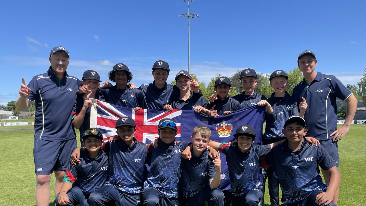 The winning Victoria White team: Mark Armstrong (back left), Declan Brasher, Nevon Eshwara, Dhanush Dahiya, Max Darcy, Tanish Singh, Nicholas Critchley, Joshua Mithen, Steve Gunther, Aadarsh Itankar (front left), Aiyaan Ariketty, Rishi Desai, Kai Hauenstein, Reeve bal Pannu, Aarav Laxman. Picture: Shane Jones.